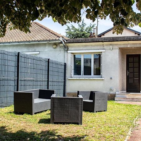 Maisonnette Avec Jardin, Parc Du Chene Διαμέρισμα Bron Εξωτερικό φωτογραφία
